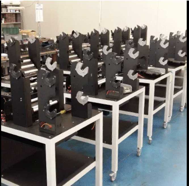 Matériel de finition d'étiquettes fabriquer en Italie DPR